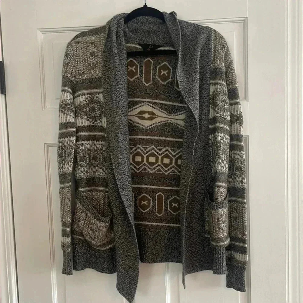 Cozy Patterned Cardigan
